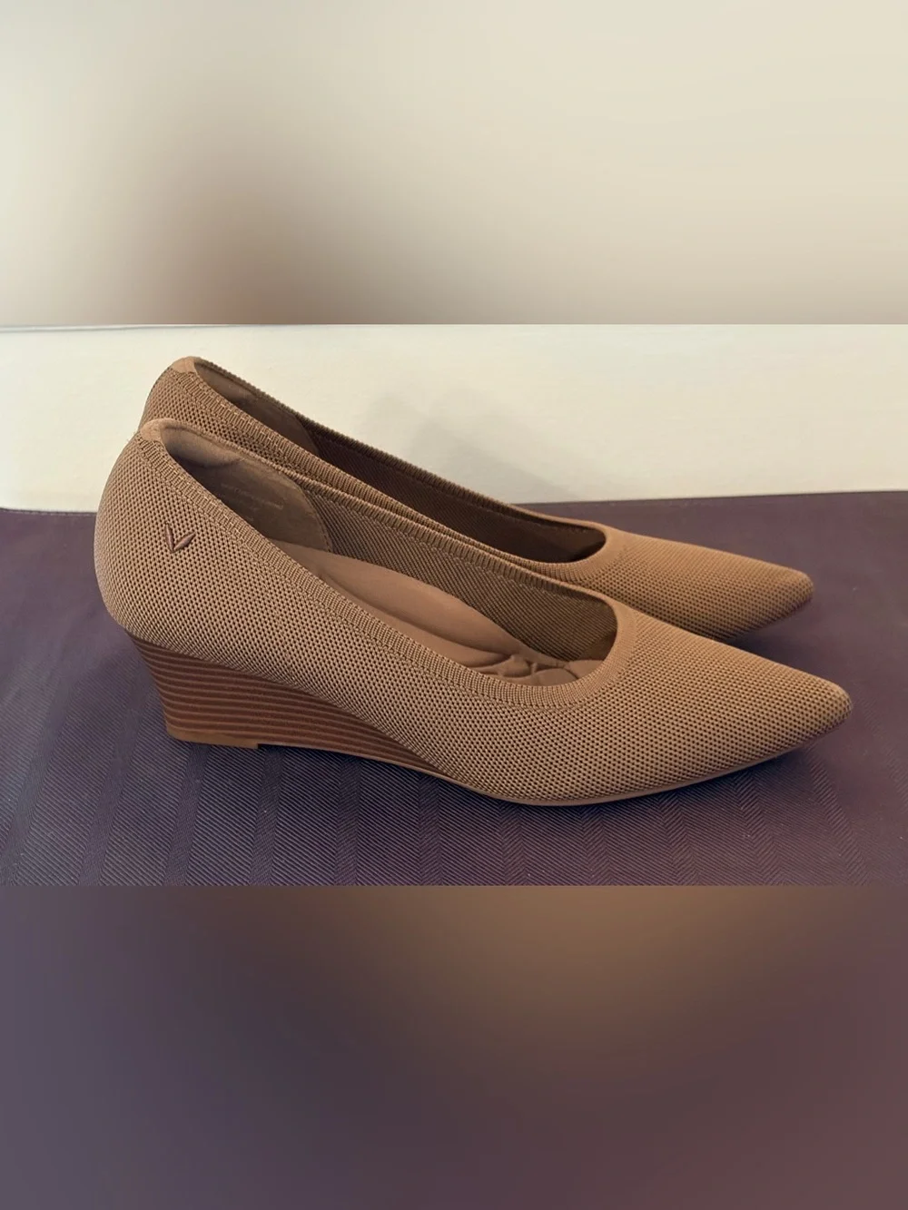 VIVAIA Wedge 2.0 ARIA Pointed Toe Brown Knit Comfort Heels Size 8.5 US 39EU NEW
